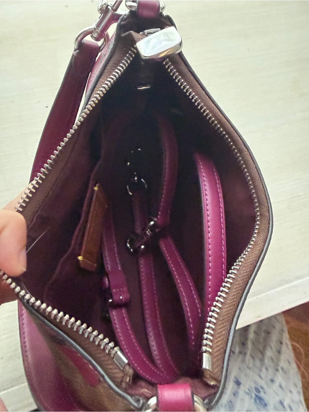 Coach bow Signature Small Shoulder Bag in Brown and Red